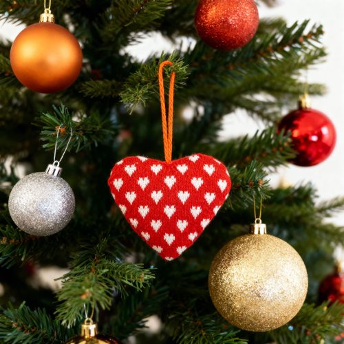 Mini textil dekoráció párna - szív - akasztóval - 12 x 5 x 11 cm - 5 féle