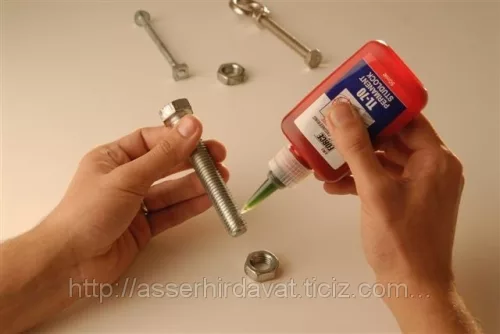EMS Force TL-70 Nagy Szilárdságú Csavarrögzítő 50ml