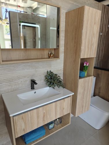 TMP SLIM STRIPE 60 fali függesztett fürdőszobabútor - SKY E-8099-60 porcelán mosdóval - 61 x 46 cm