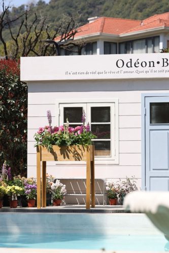 Magaságyás Strend Pro Garden, 84x40x98 cm, fa, magasított, lábakkal