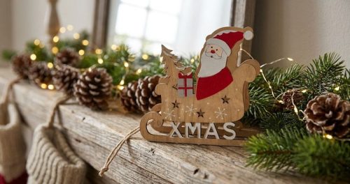 MagicHome karácsonyi Woodeco dekoráció, Mikulás szánon, 19 x 15 cm