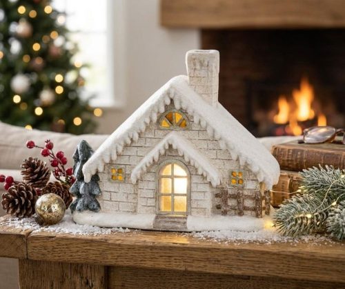 MagicHome karácsonyi dekoráció, Házikó kéménnyel, kerámia 3x AA,40 cm, LED