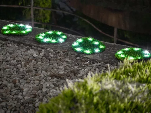 Lámpa Strend Pro 6155, Gyepburkoló lapok 4 db, 24 cm, műfűből készült napelemes körök, 4x 8 LED, AA